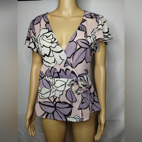 New York & Company Tops - New York & company women's size medium purple blouse wrap shirt top pin floral
